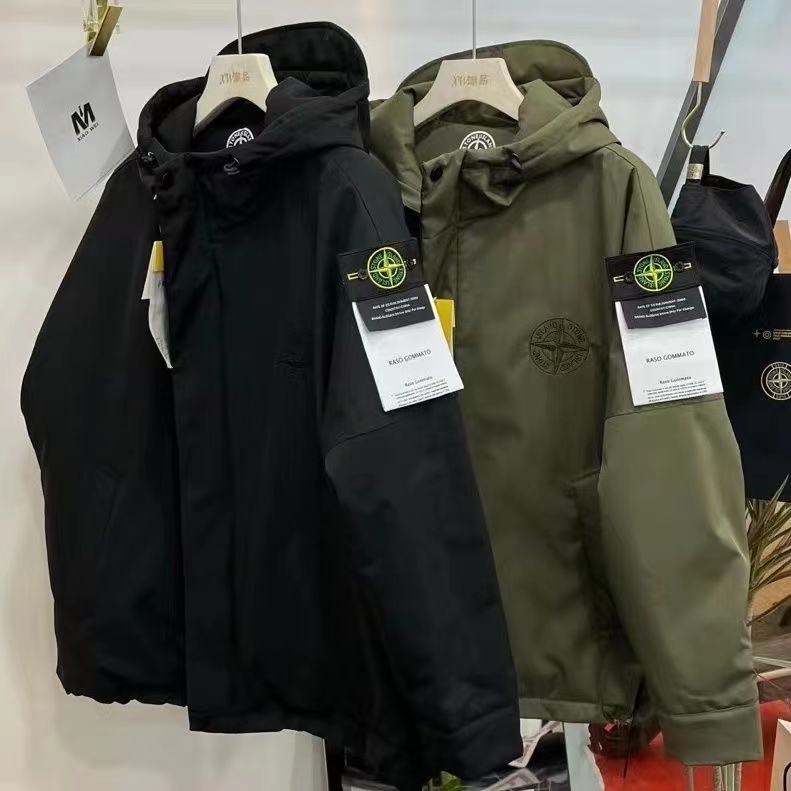 詳細な写真と価格については私に連絡してください。