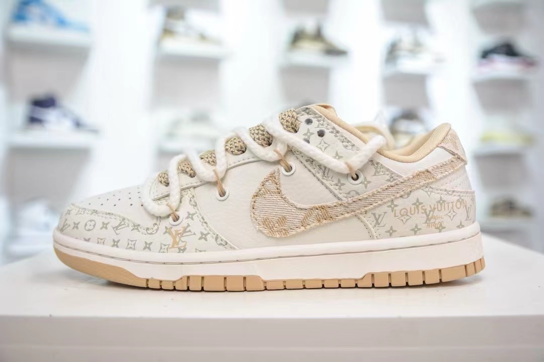 詳細な写真と価格については私に連絡してください。