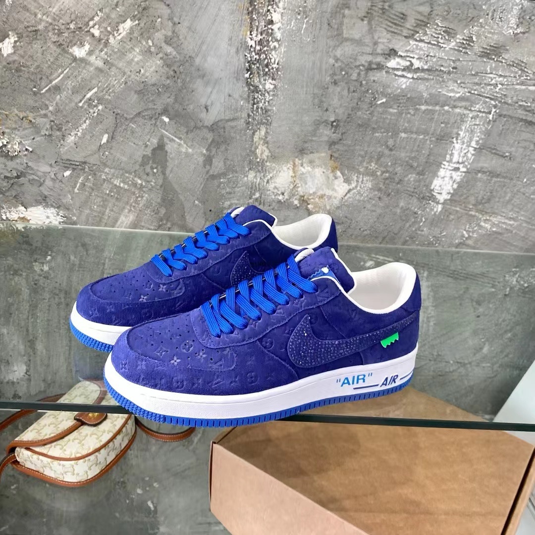 詳細な写真と価格については私に連絡してください。