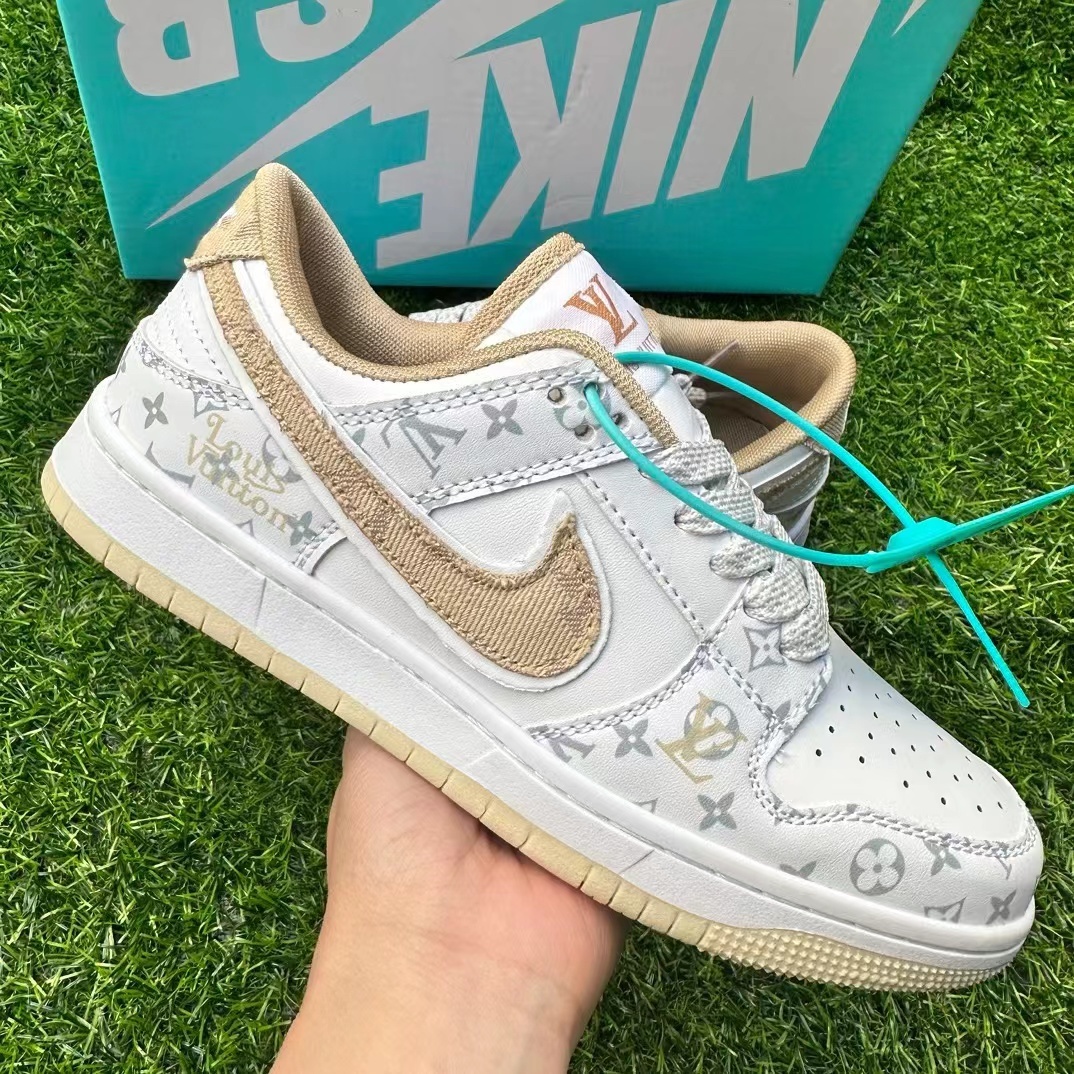 詳細な写真と価格については私に連絡してください。