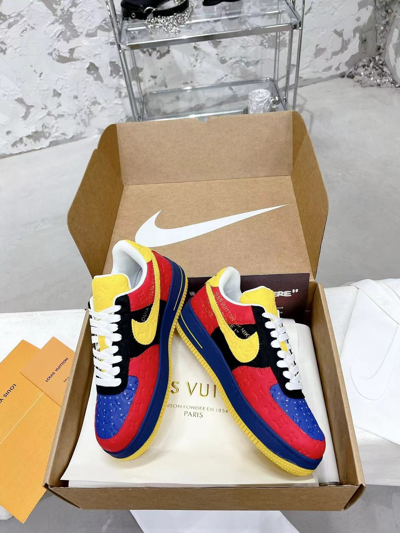 詳細な写真と価格については私に連絡してください。