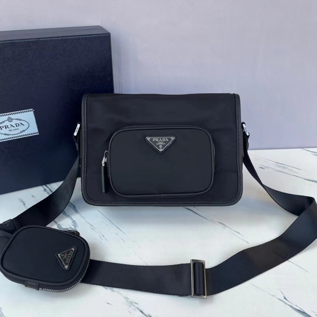 詳細な写真と価格については私に連絡してください。