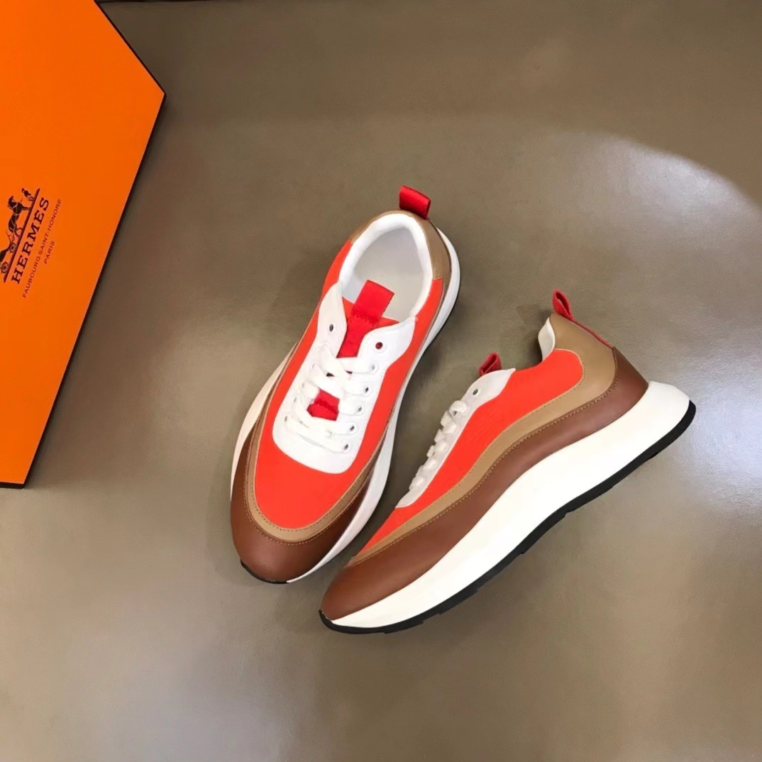 詳細な写真と価格については私に連絡してください。