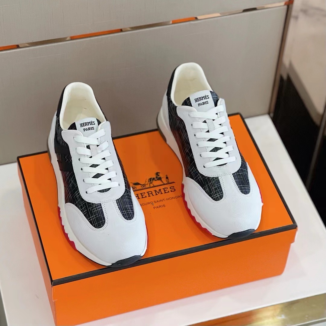 詳細な写真と価格については私に連絡してください。