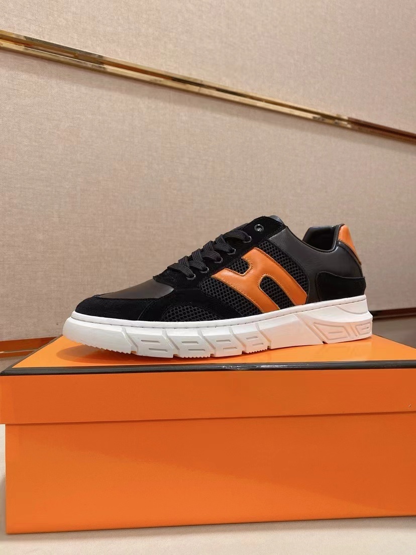 詳細な写真と価格については私に連絡してください。