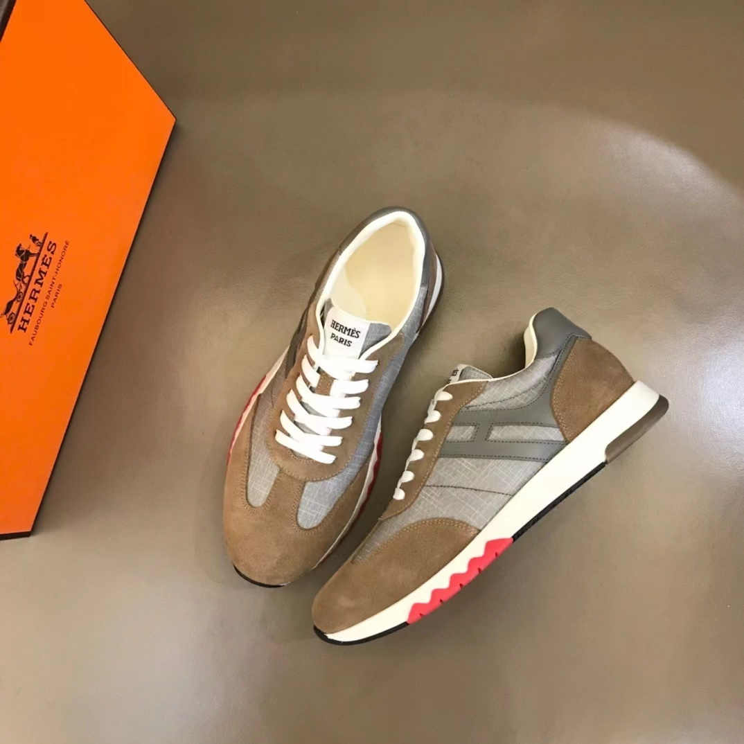 詳細な写真と価格については私に連絡してください。