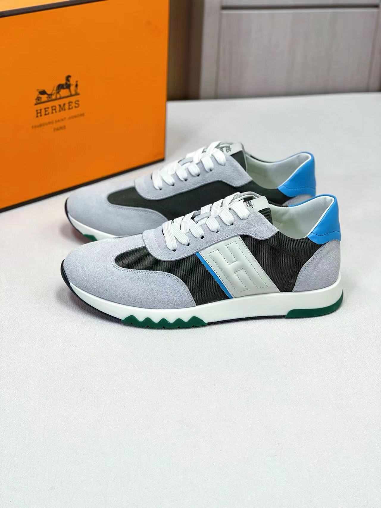 詳細な写真と価格については私に連絡してください。