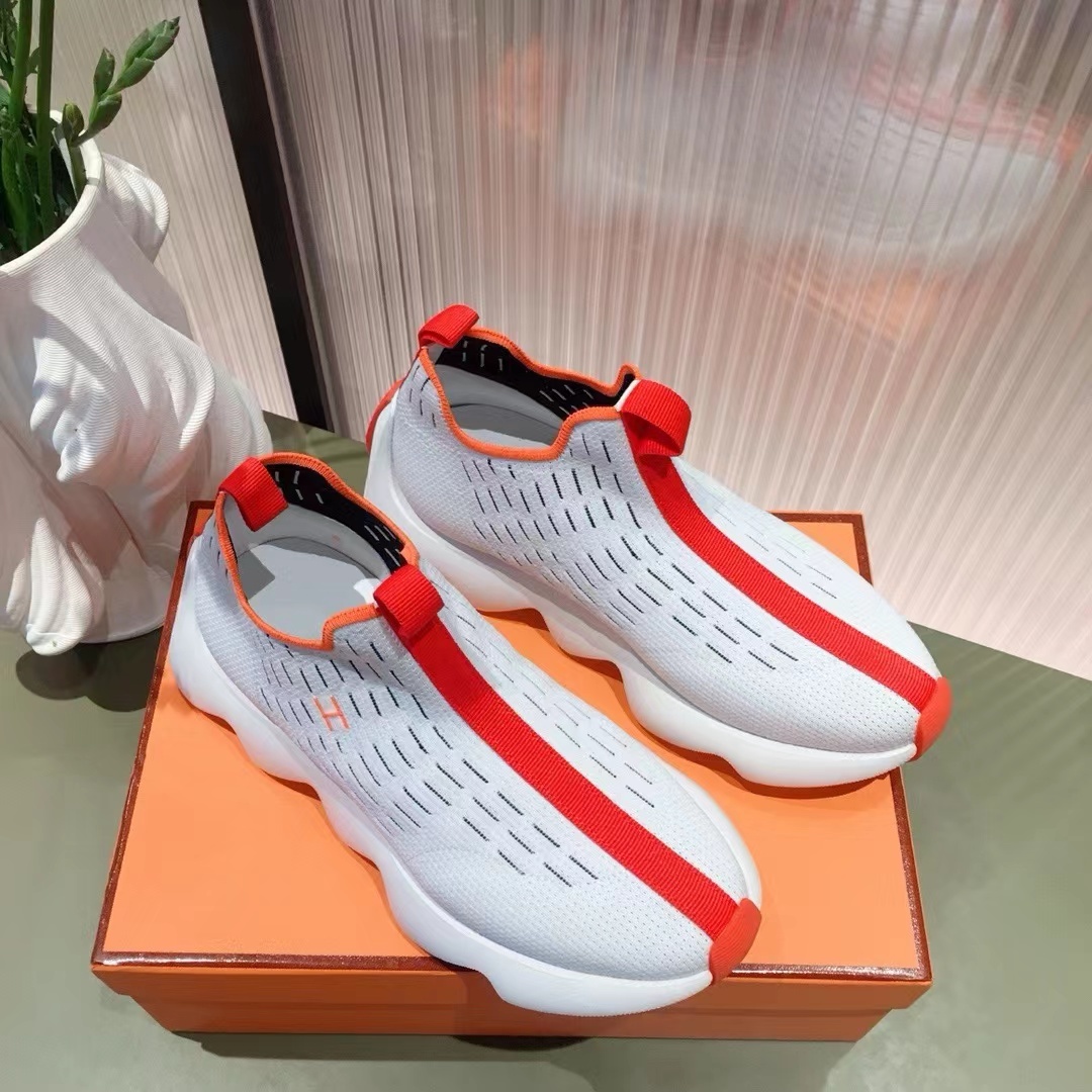 詳細な写真と価格については私に連絡してください。