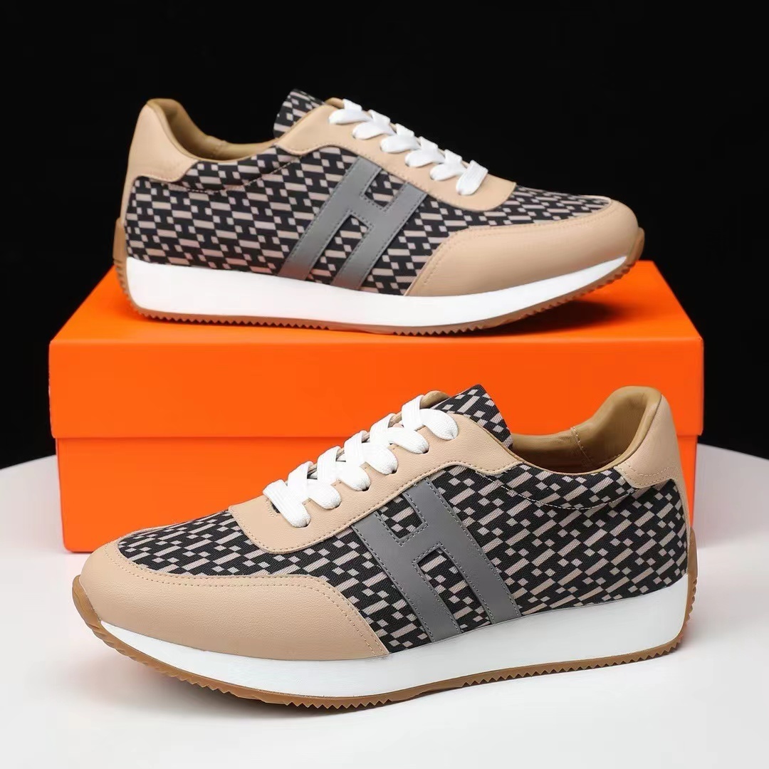 詳細な写真と価格については私に連絡してください。