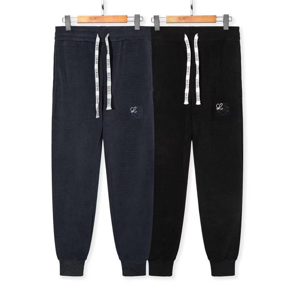 詳細な写真と価格については私に連絡してください。