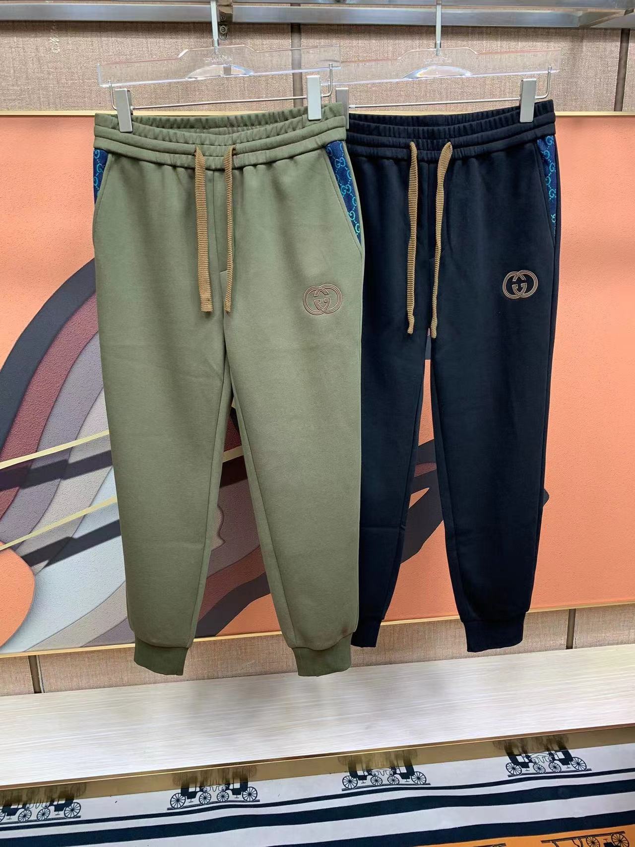 詳細な写真と価格については私に連絡してください。