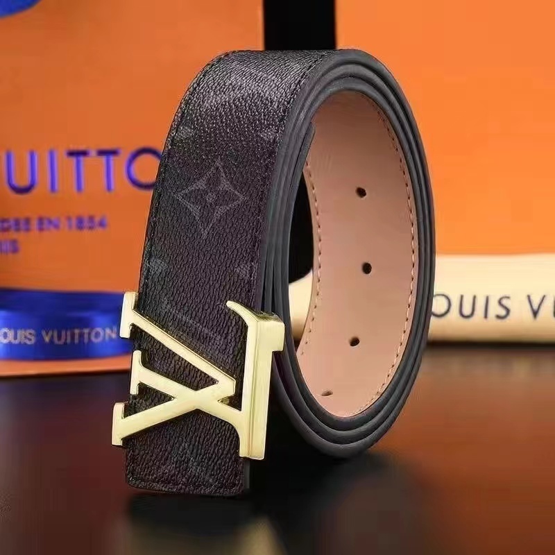 詳細な写真と価格については私に連絡してください。