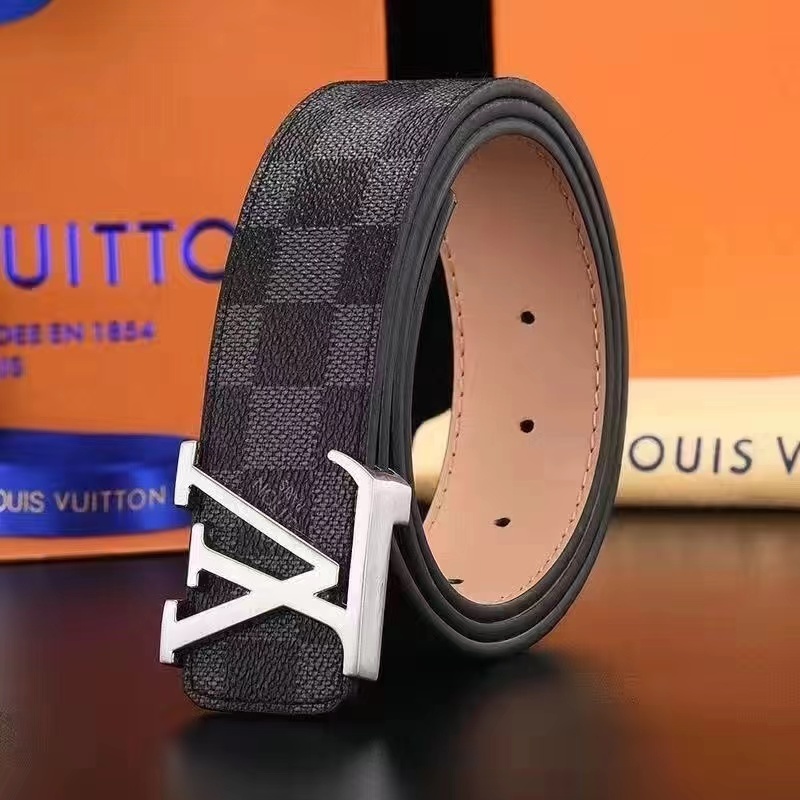 詳細な写真と価格については私に連絡してください。