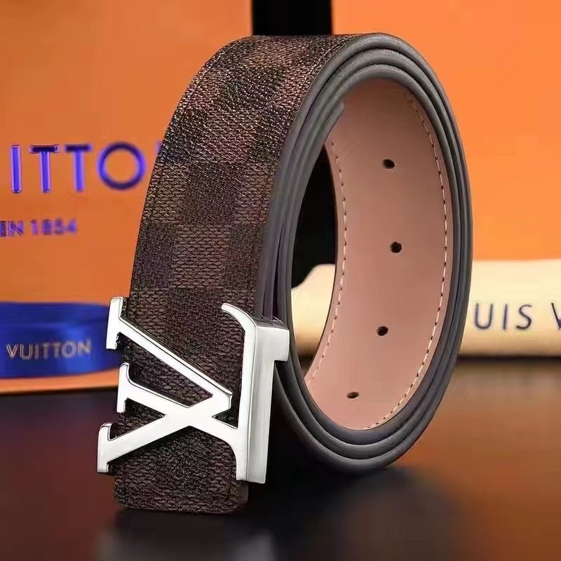 詳細な写真と価格については私に連絡してください。