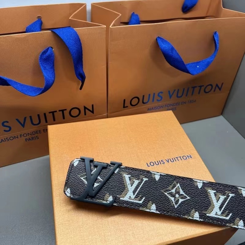 詳細な写真と価格については私に連絡してください。