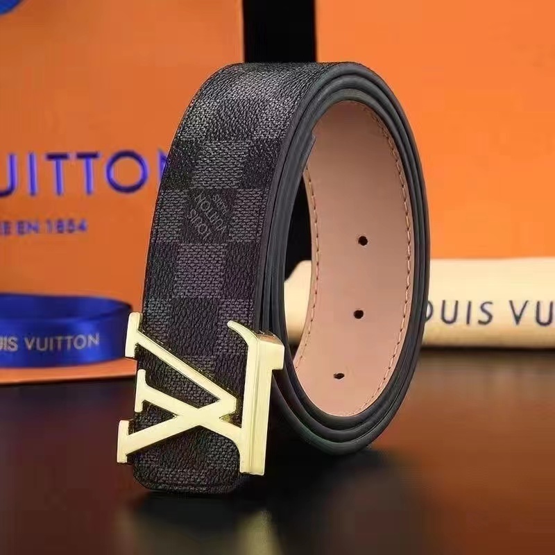 詳細な写真と価格については私に連絡してください。