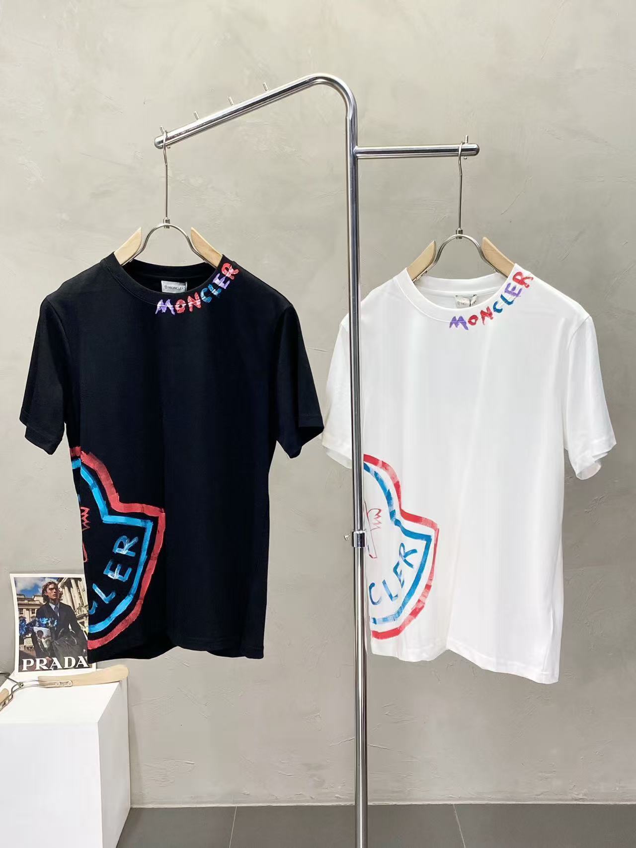 詳細な写真と価格については私に連絡してください。