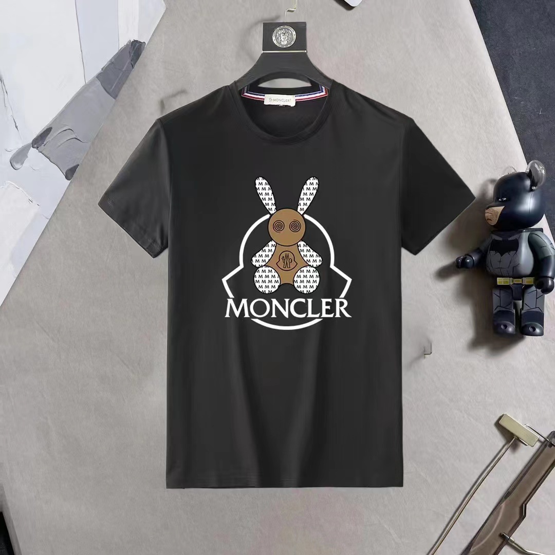 詳細な写真と価格については私に連絡してください。