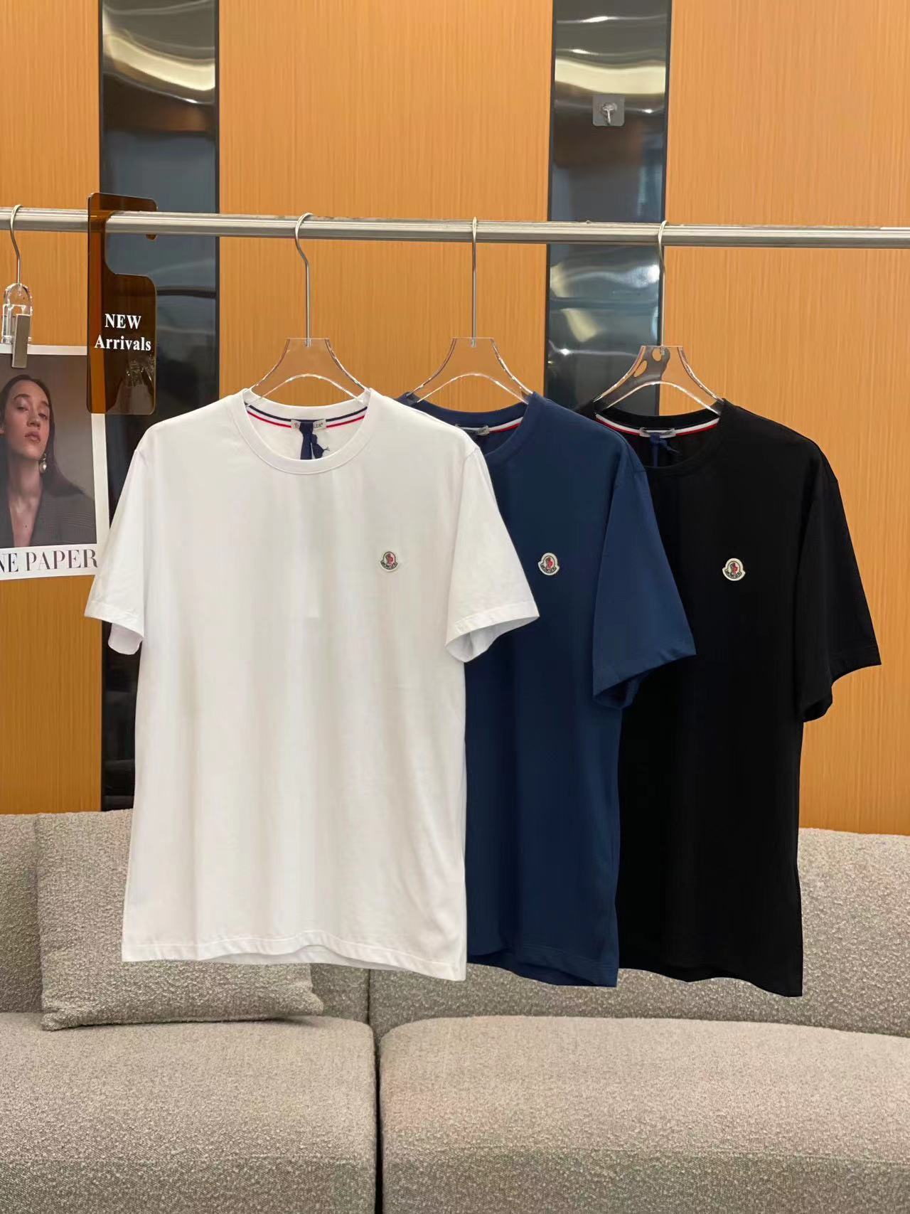 詳細な写真と価格については私に連絡してください。