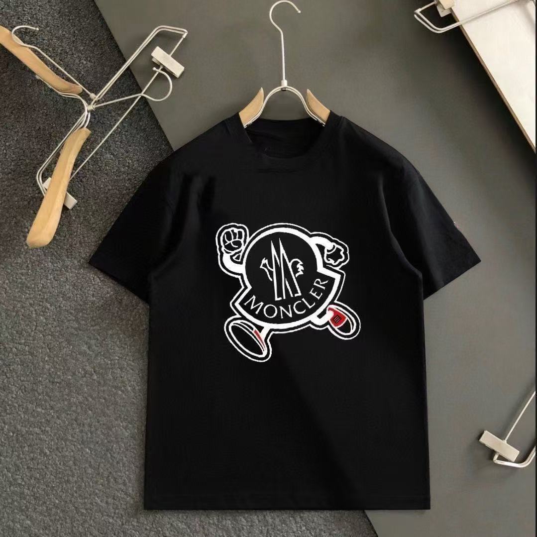 詳細な写真と価格については私に連絡してください。