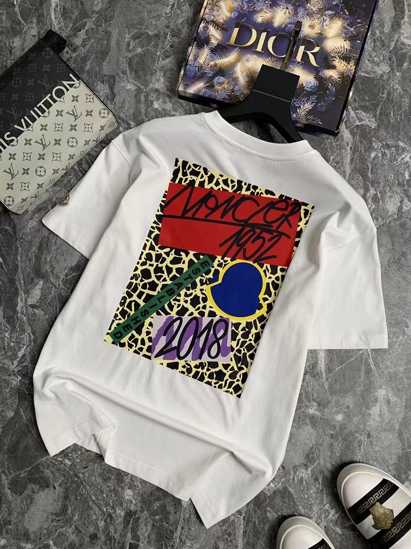 詳細な写真と価格については私に連絡してください。