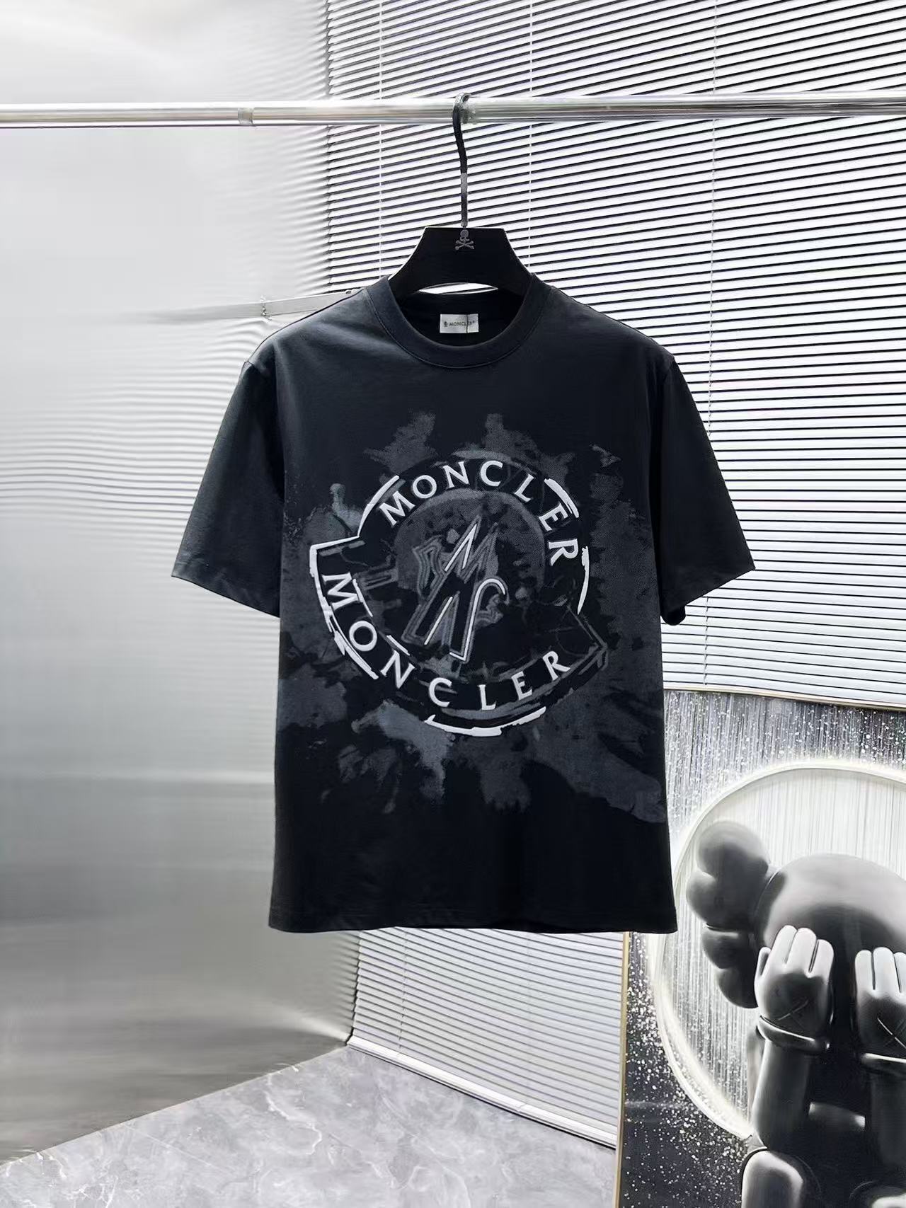 詳細な写真と価格については私に連絡してください。