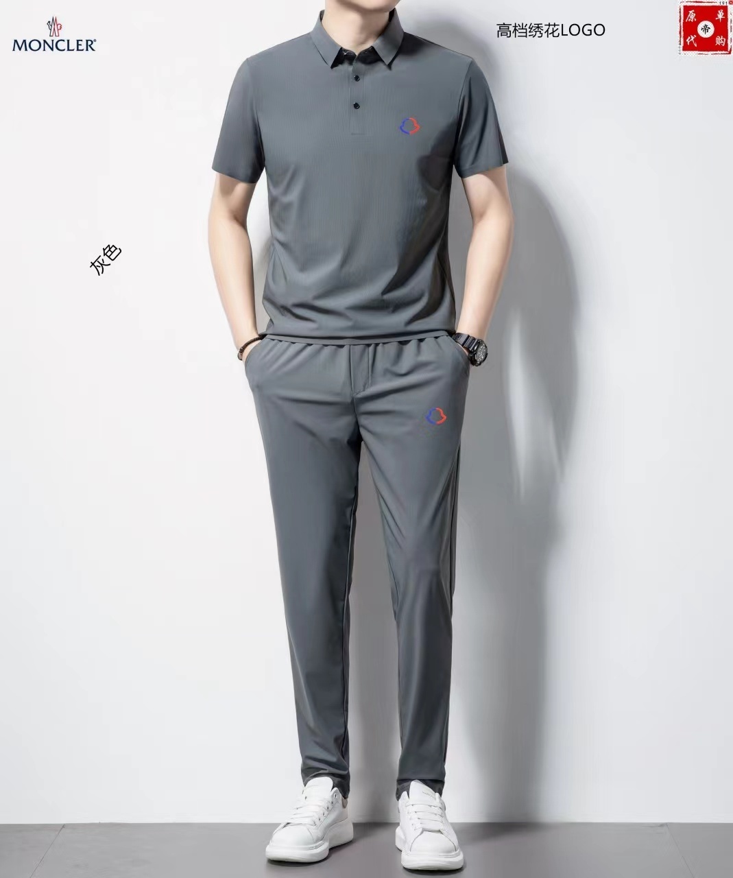 詳細な写真と価格については私に連絡してください。