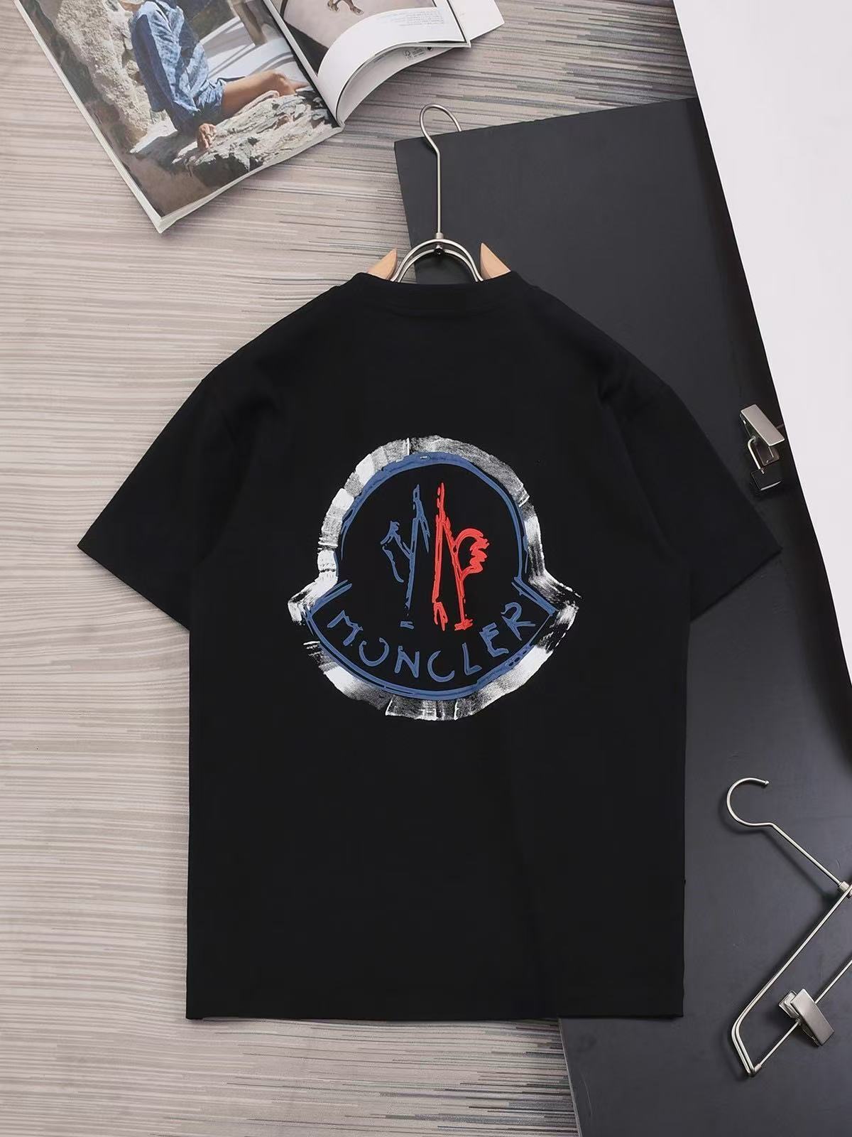 詳細な写真と価格については私に連絡してください。