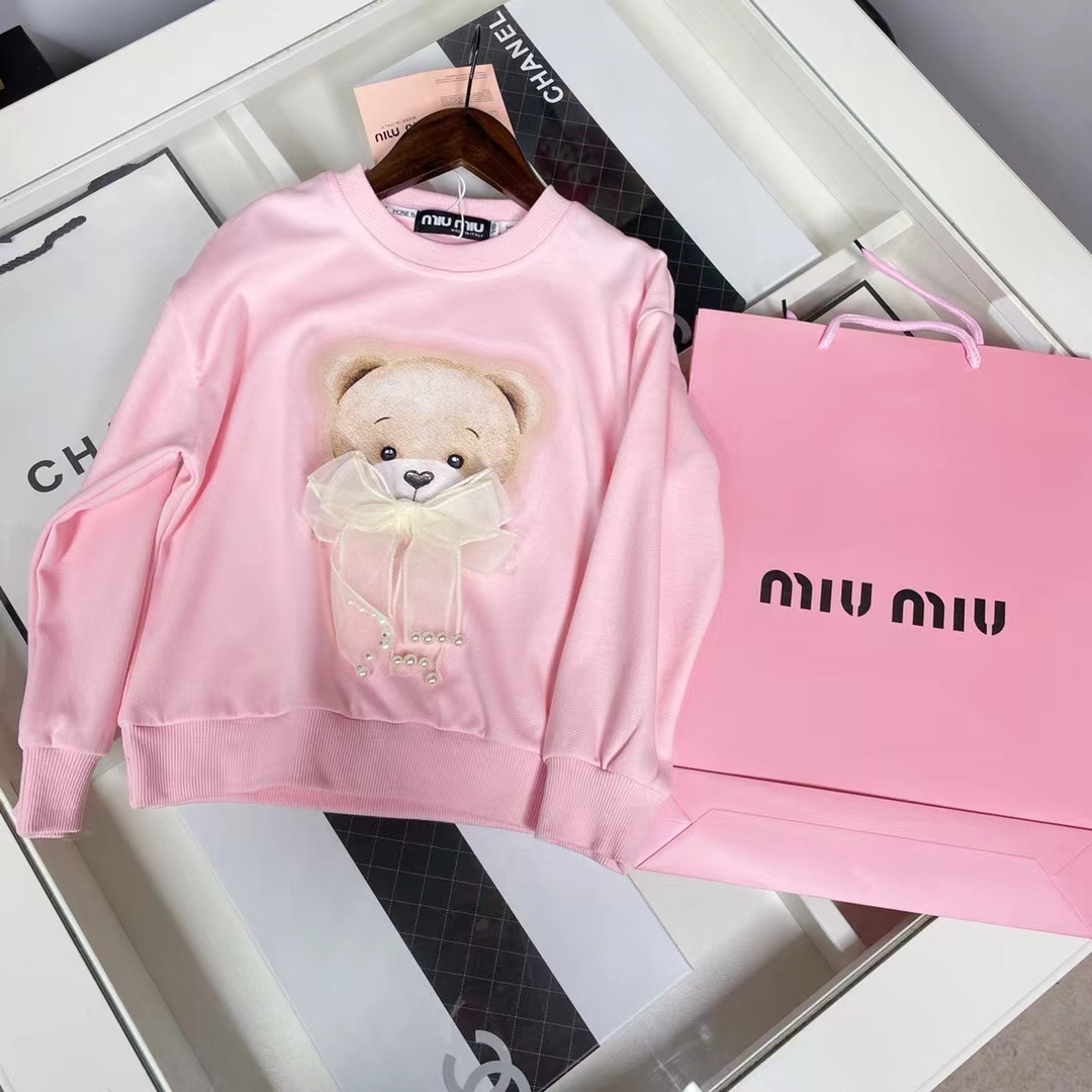 詳細な写真と価格については私に連絡してください。