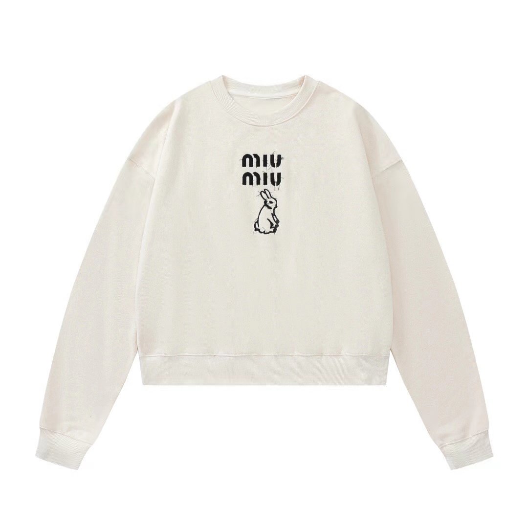 詳細な写真と価格については私に連絡してください。