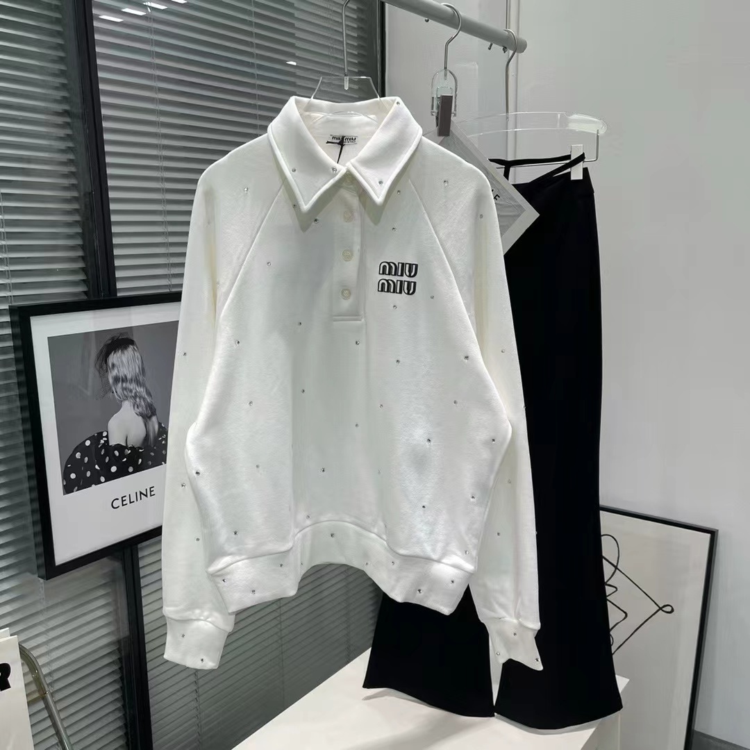 詳細な写真と価格については私に連絡してください。