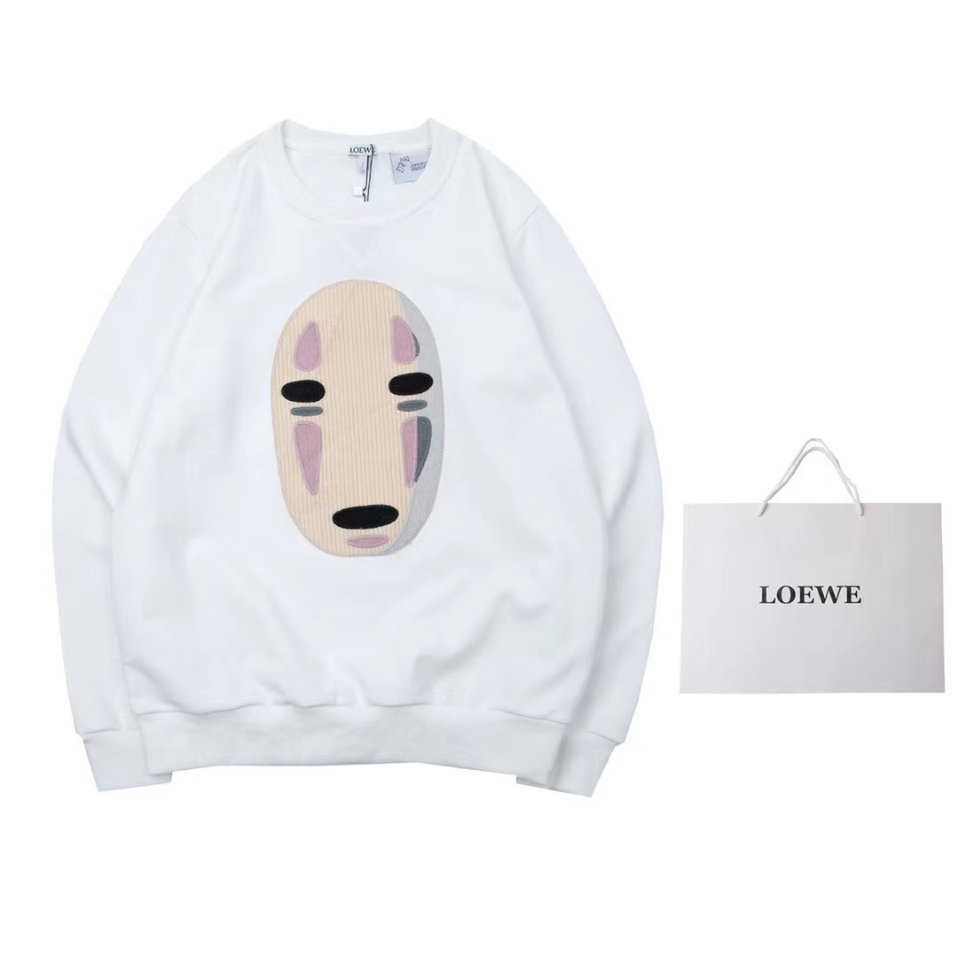 詳細な写真と価格については私に連絡してください。