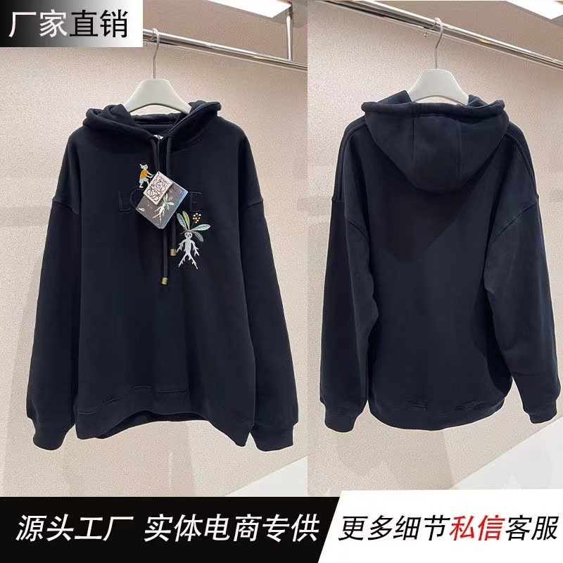 詳細な写真と価格については私に連絡してください。