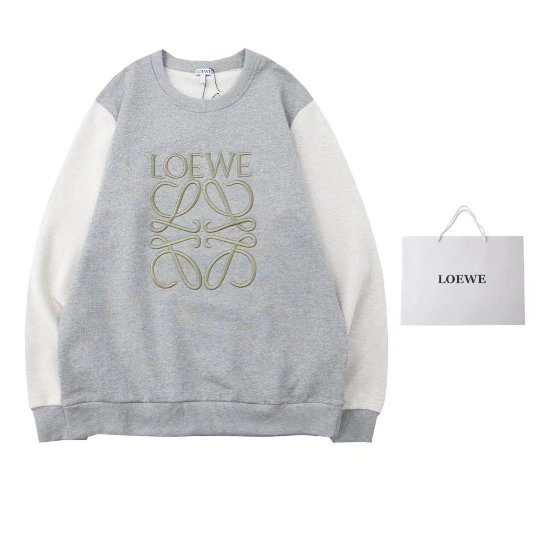 詳細な写真と価格については私に連絡してください。