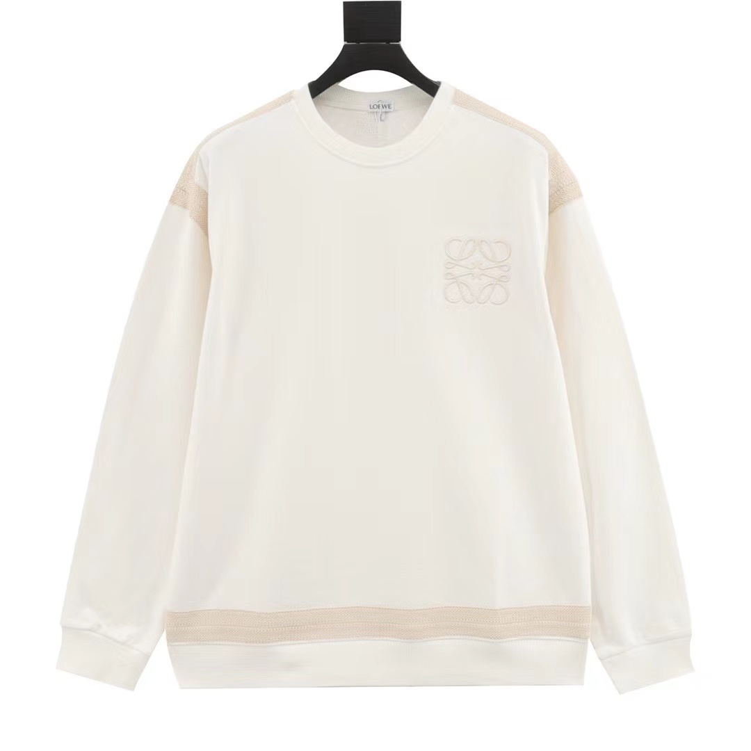 詳細な写真と価格については私に連絡してください。