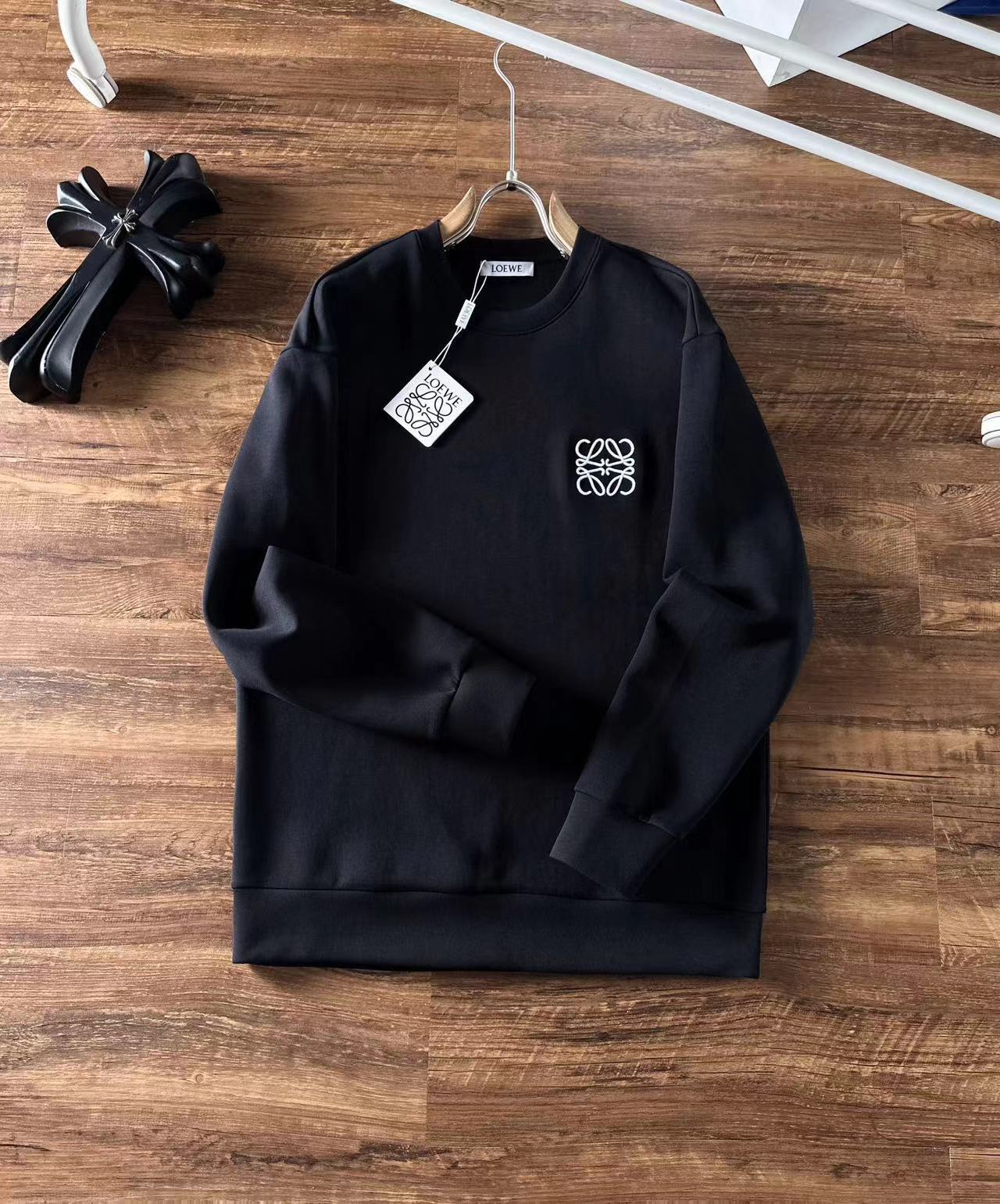 詳細な写真と価格については私に連絡してください。