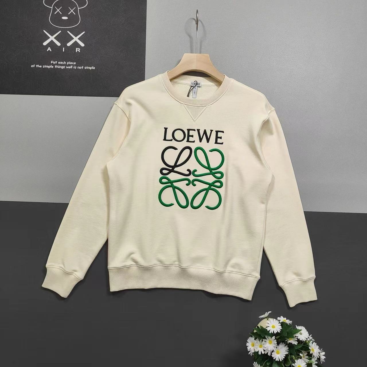 詳細な写真と価格については私に連絡してください。