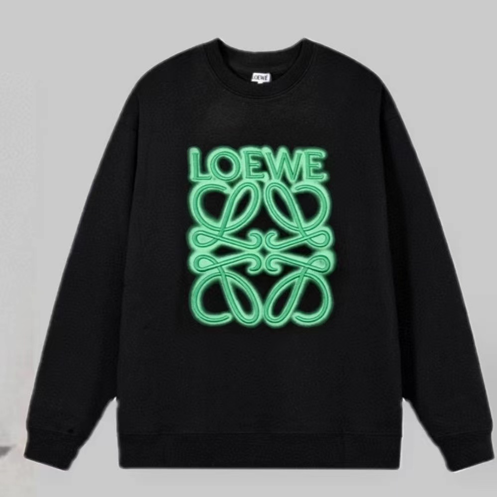 詳細な写真と価格については私に連絡してください。