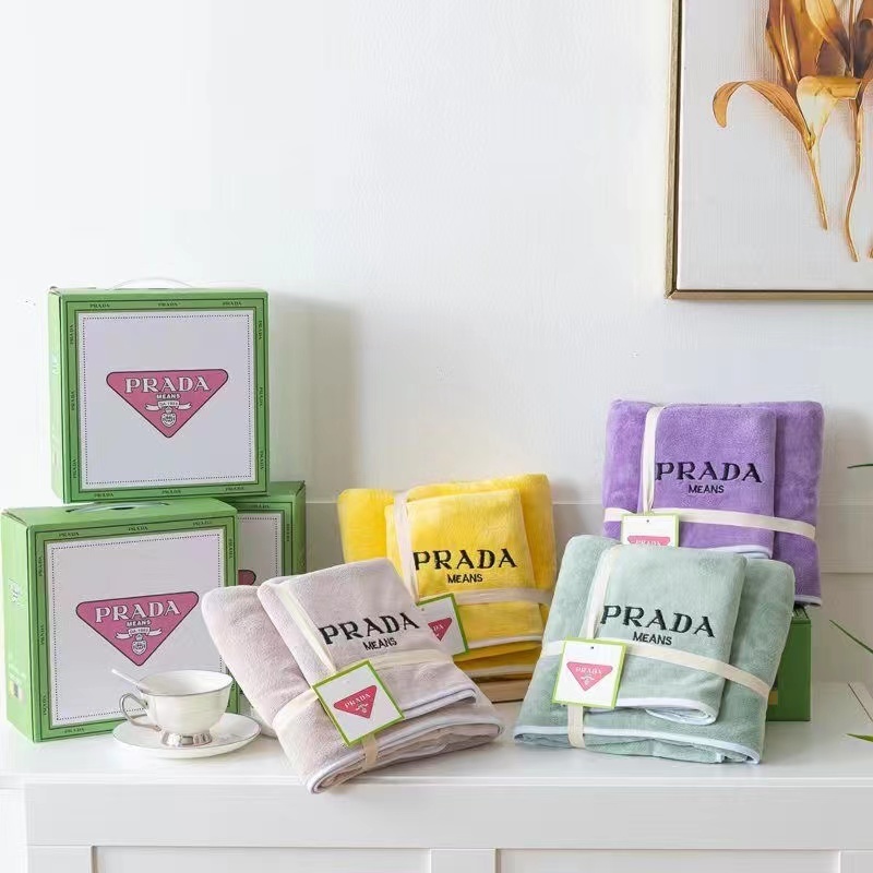 詳細な写真と価格については私に連絡してください。