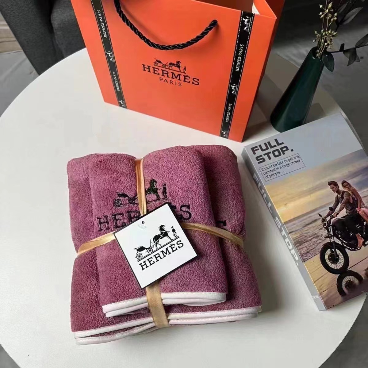 詳細な写真と価格については私に連絡してください。