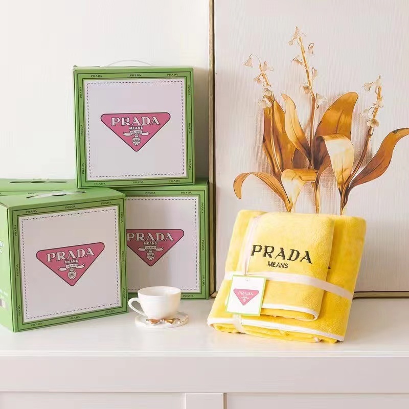 詳細な写真と価格については私に連絡してください。