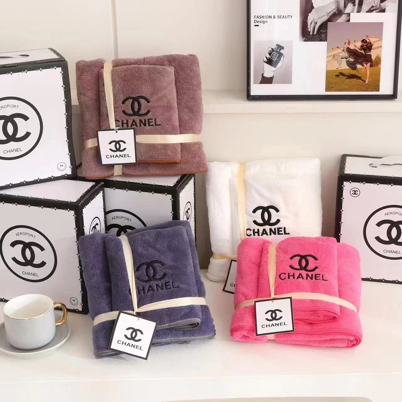 詳細な写真と価格については私に連絡してください。