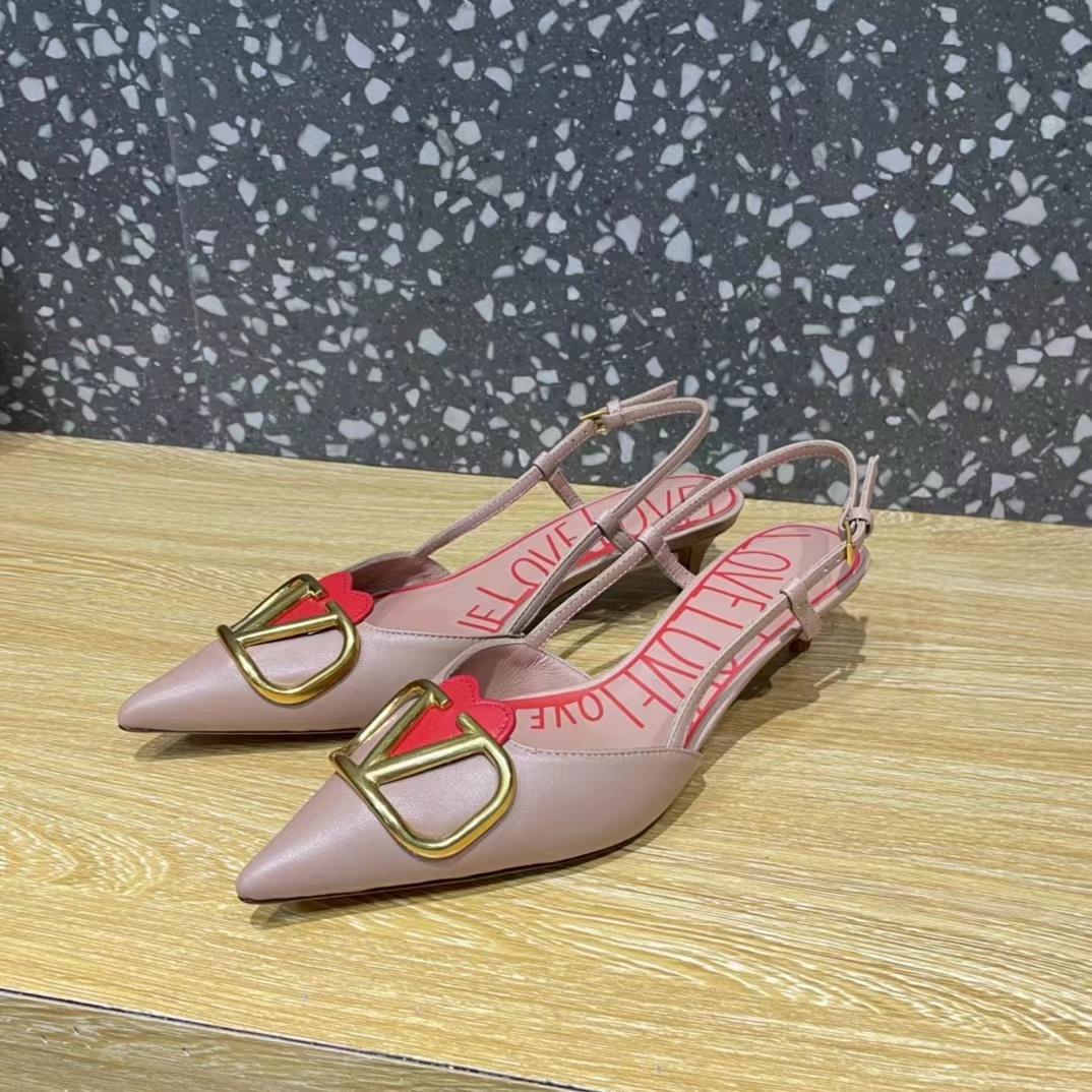 詳細な写真と価格については私に連絡してください。