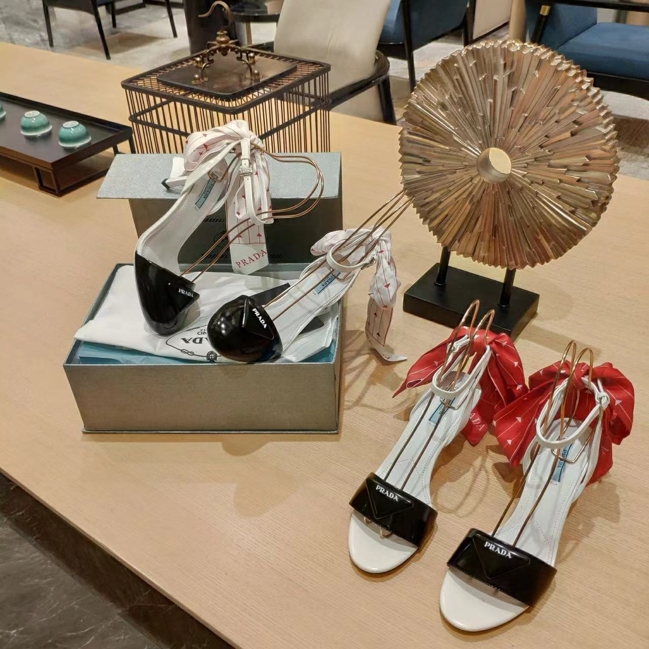 詳細な写真と価格については私に連絡してください。