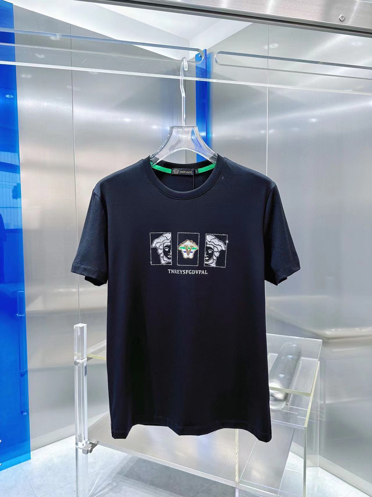 詳細な写真と価格については私に連絡してください。