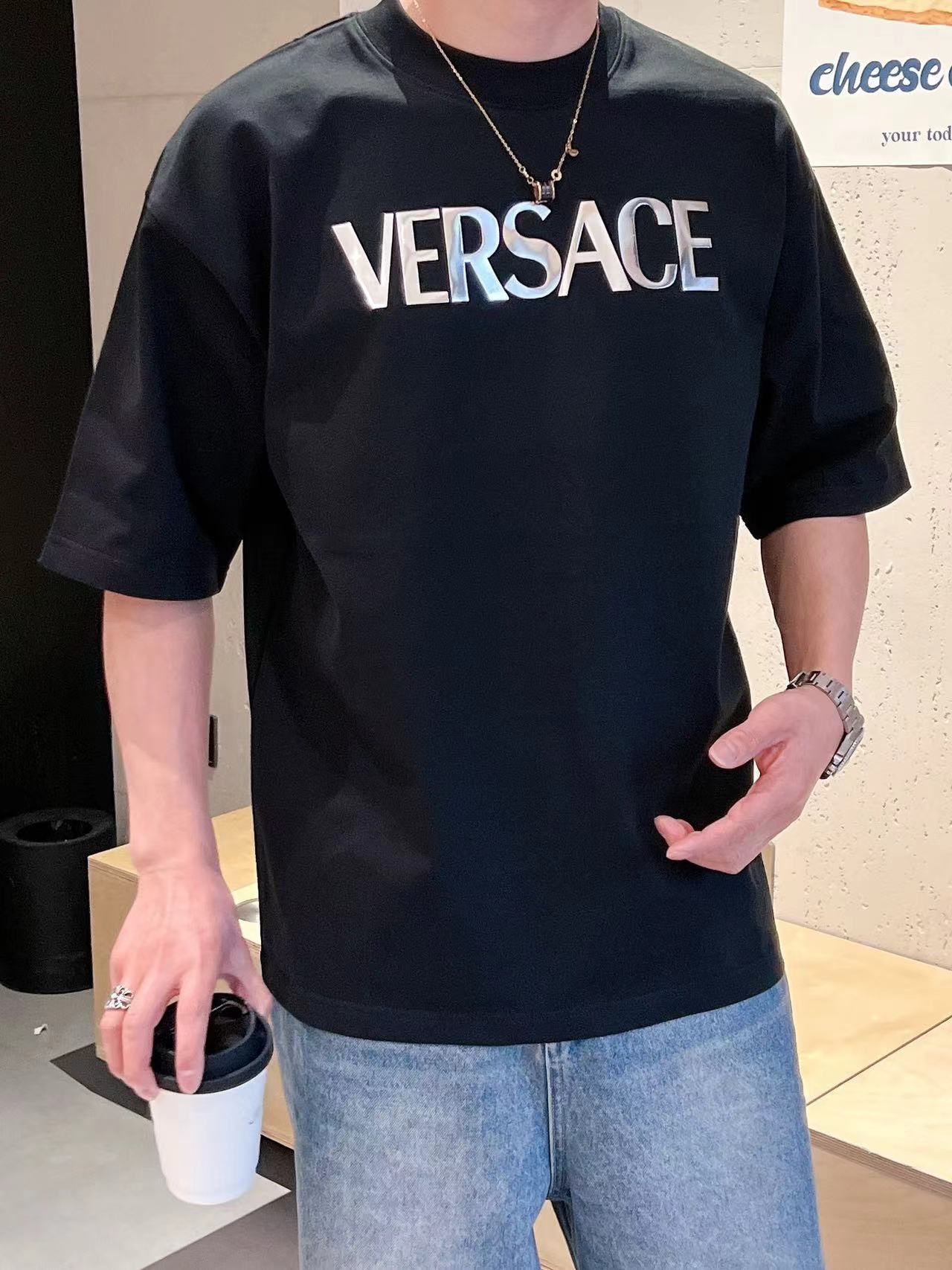 詳細な写真と価格については私に連絡してください。