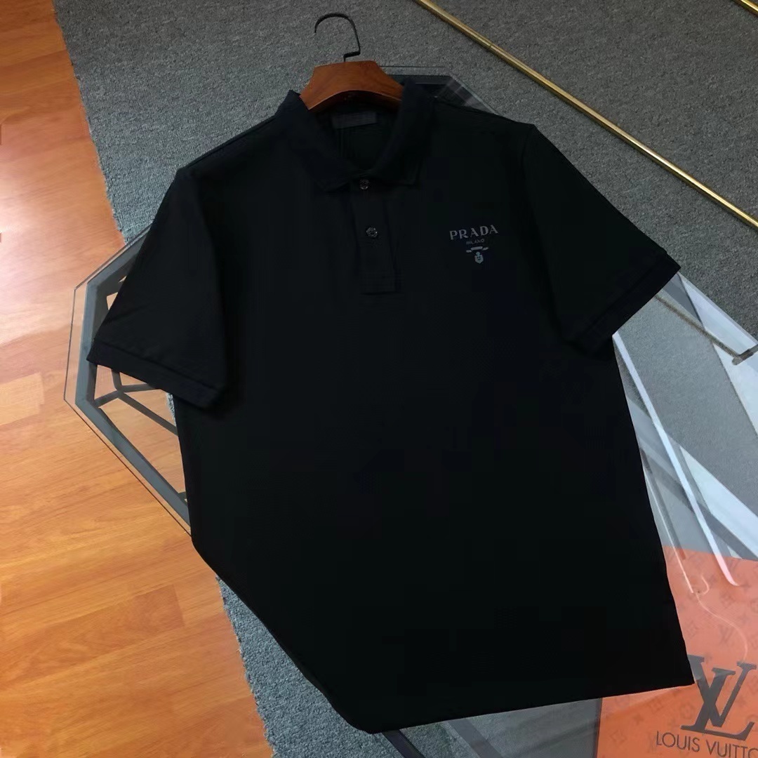 詳細な写真と価格については私に連絡してください。