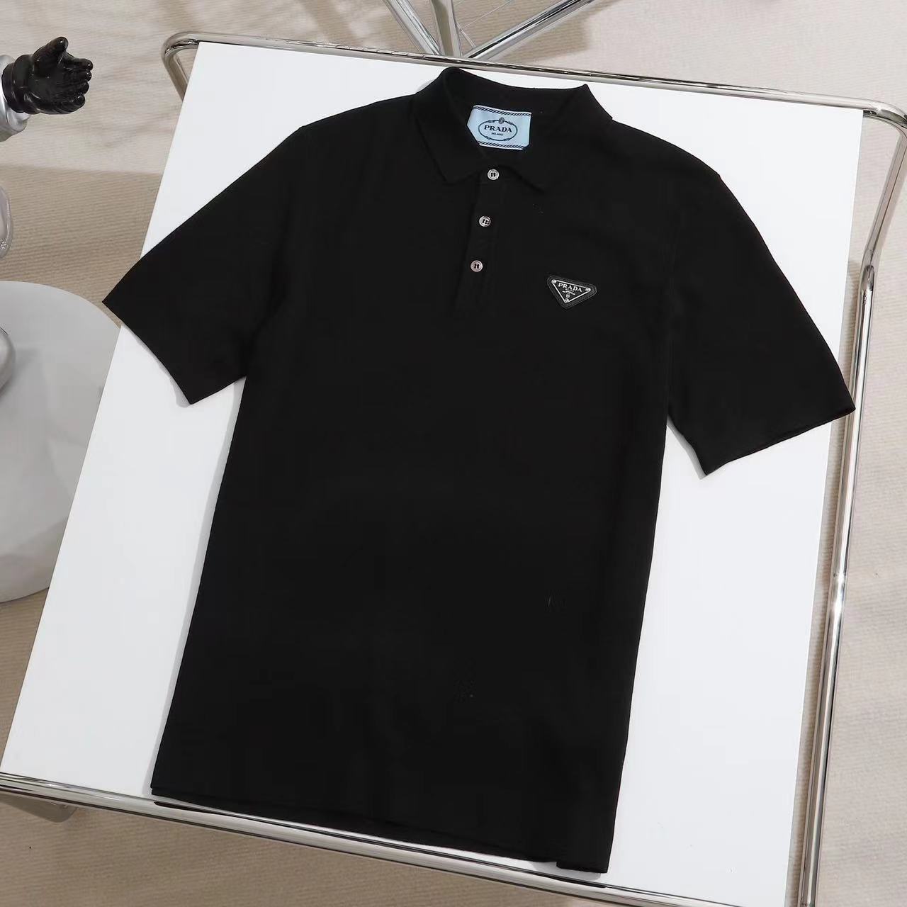 詳細な写真と価格については私に連絡してください。