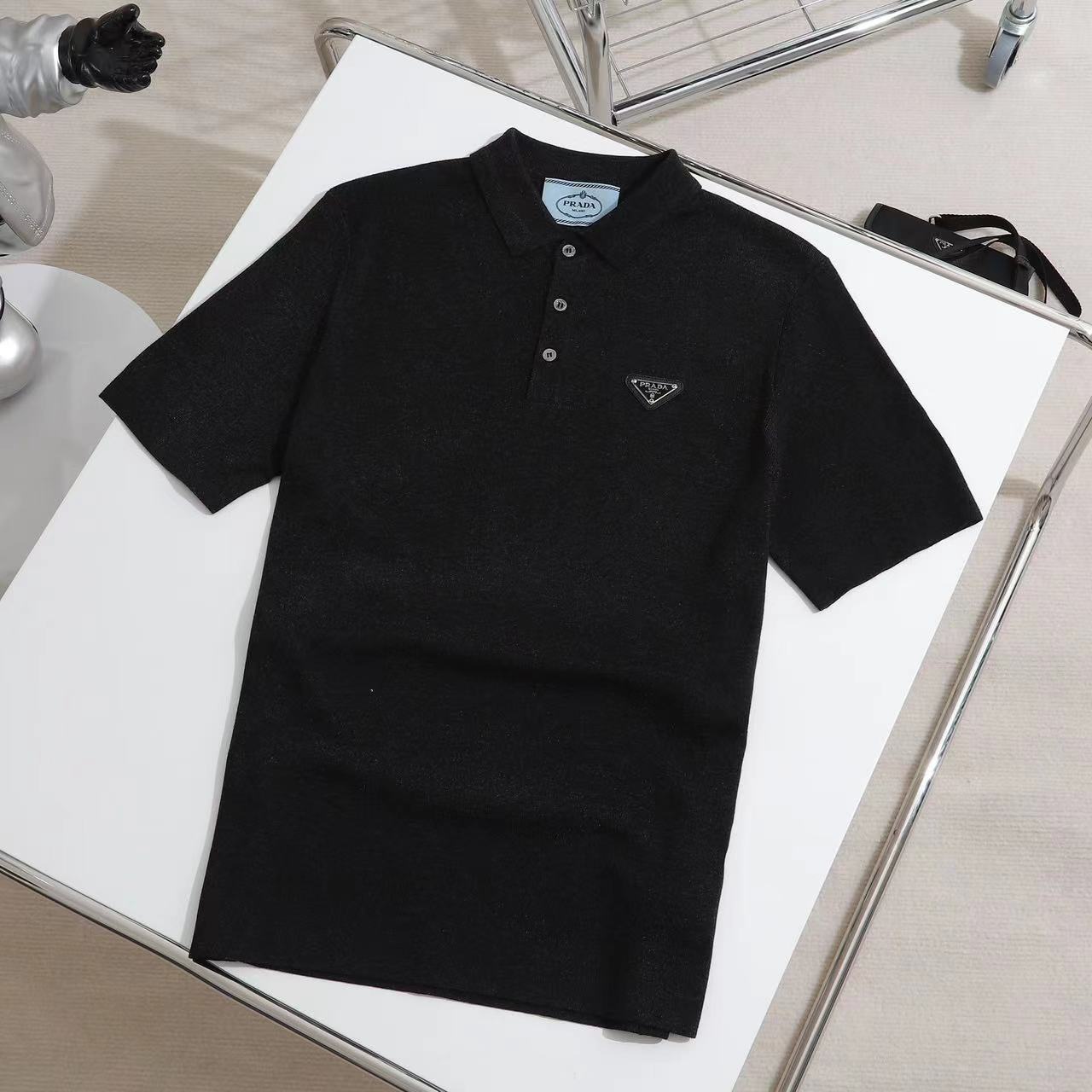 詳細な写真と価格については私に連絡してください。