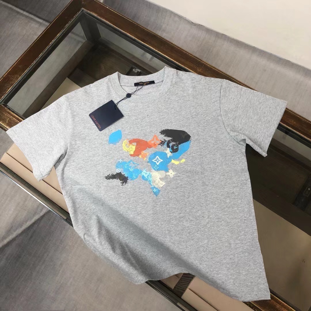 詳細な写真と価格については私に連絡してください。